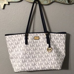 Michael Kors large signature tote